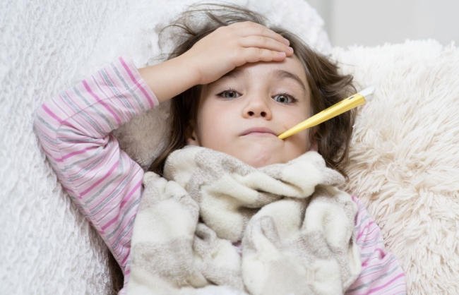 Ho khan về đêm là triệu chứng của cảm cúm và cảm lạnh