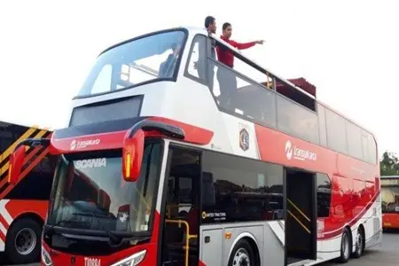Bus Tingkat Atap Terbuka Kini Menghadirkan Rute Wisata Menjelajahi Warisan Budaya Dan Sejarah Jakarta